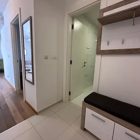 Visi 14 Apartment