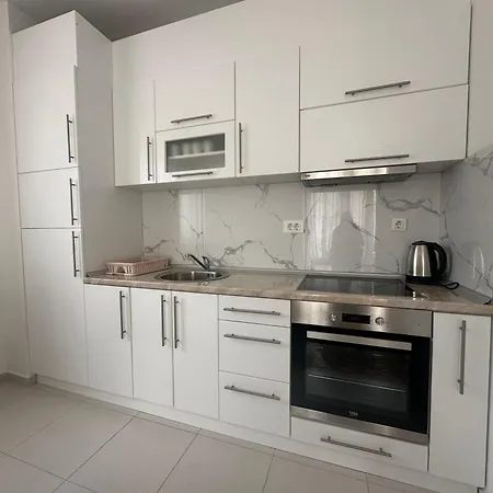 Apartment Visi 14 Budva