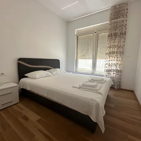 Apartment Visi 14