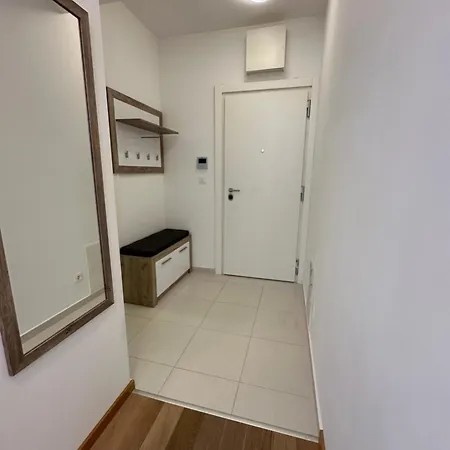 Apartment Visi 14
