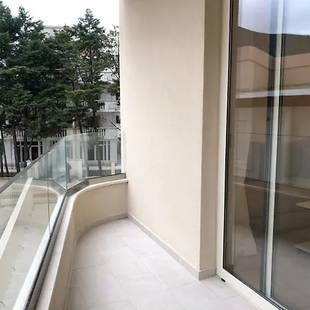 Visi 14 Apartment